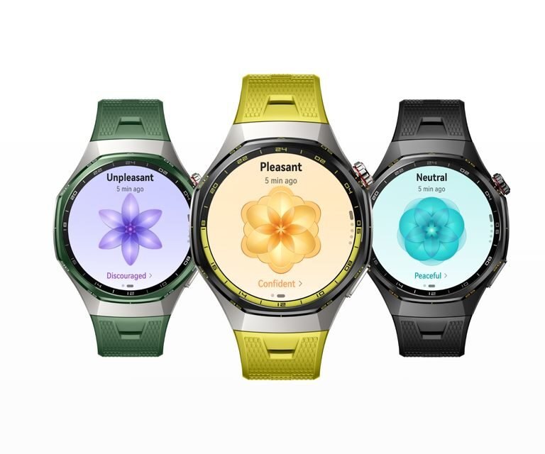 Huawei Watch GT 7 Pro en colores verde, amarillo y negro