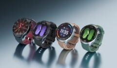 Moto Watch Ultra con correas Black Beauty de cuero y silicona, Nuthatch y Mountain View