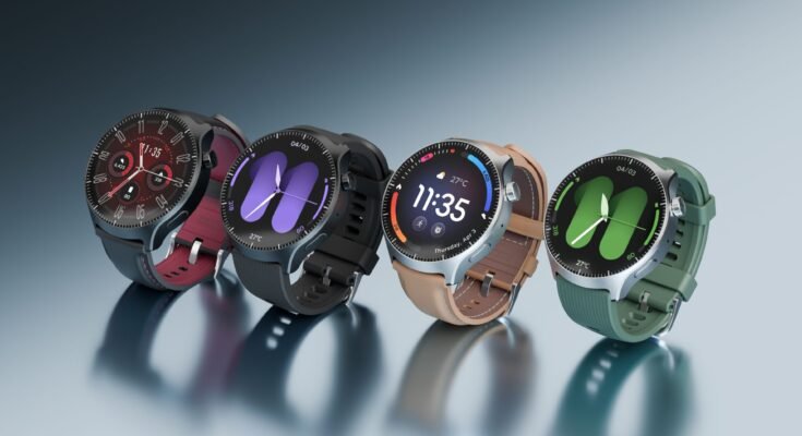 Moto Watch Ultra con correas Black Beauty de cuero y silicona, Nuthatch y Mountain View